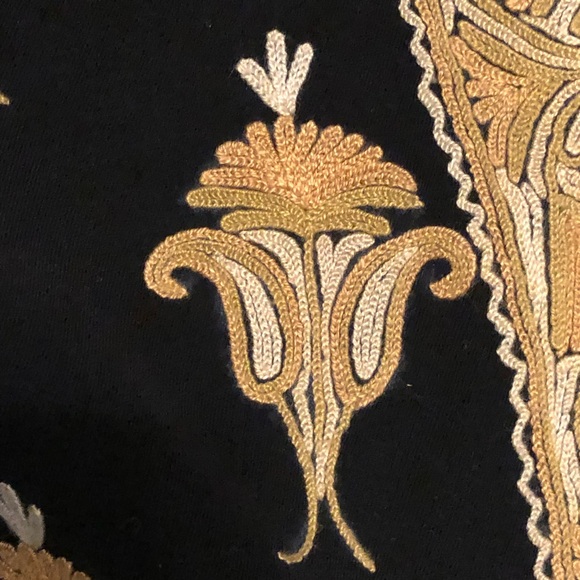 2 Piece Pakistani Shalwar Kameez Black with Yellow/Cream Kashmiri Embroidery - Picture 7 of 11